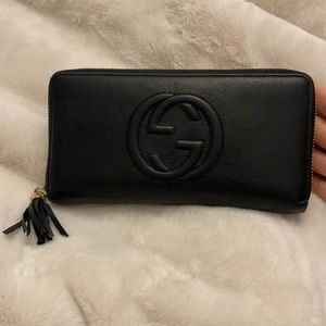 AUTHENTIC! Soho Interlocking G Logo Continental Wallet
